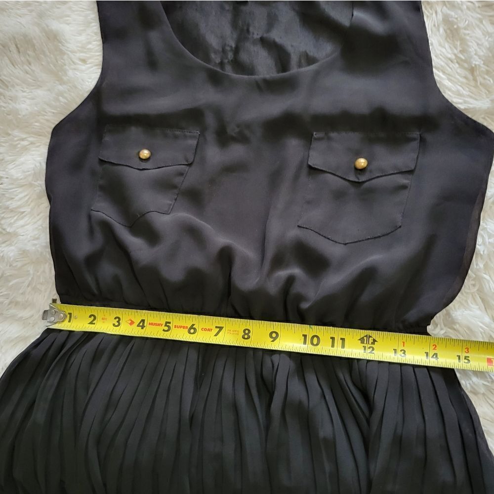 Black little dress - Picture 5 of 8